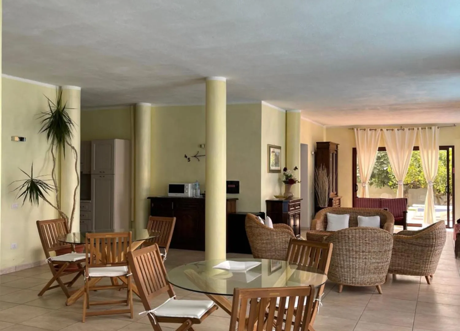 Villa Nuragica Sardegna Bacu Abis 0*,  إيطاليا