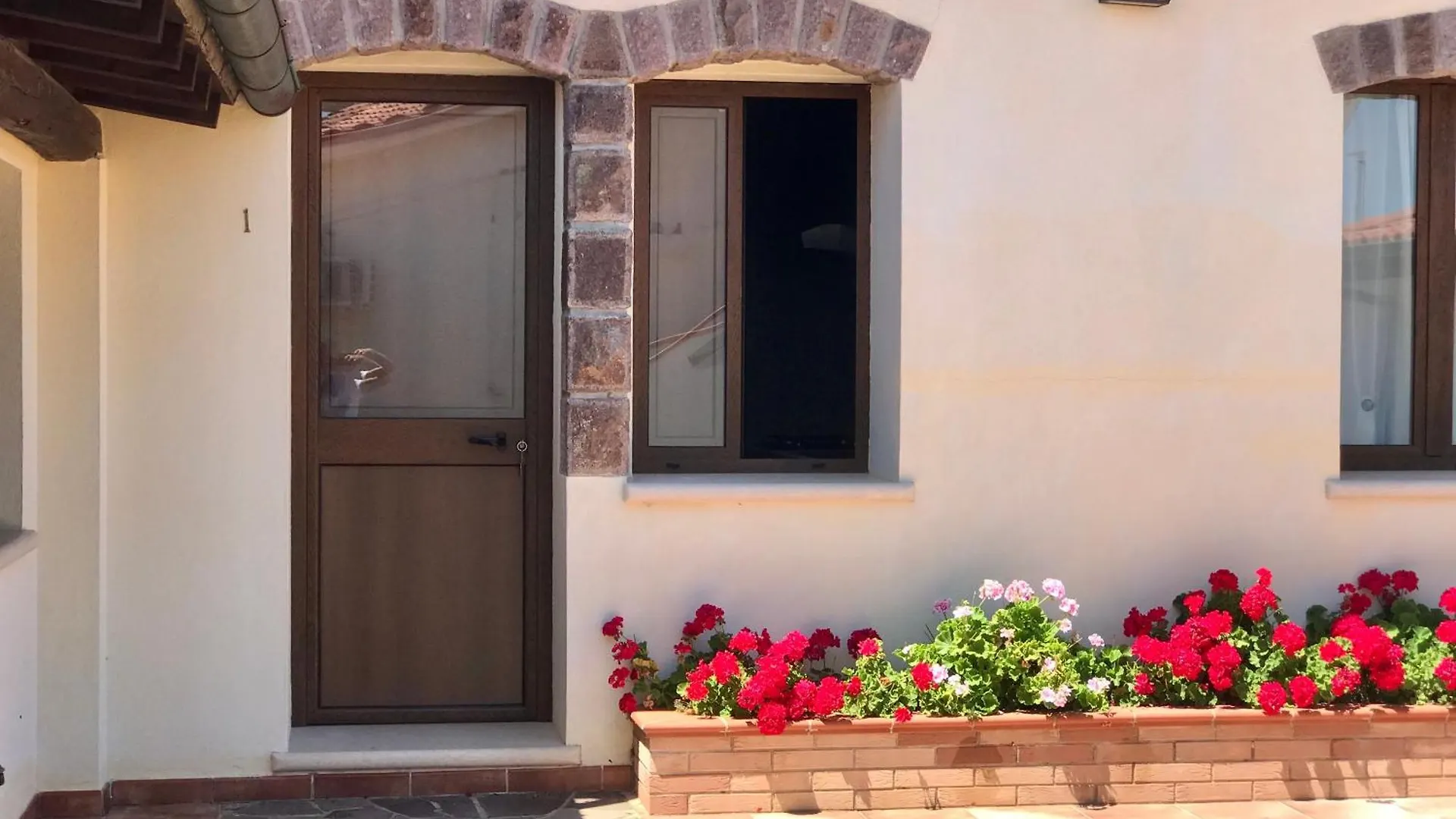 Villa Nuragica Sardegna Bacu Abis 0*,  إيطاليا